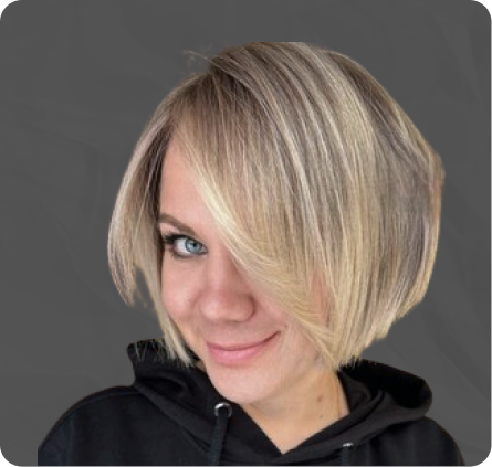 <p>ЮЛИЯ КОВРИГИНА</p><p>Куратор</p>